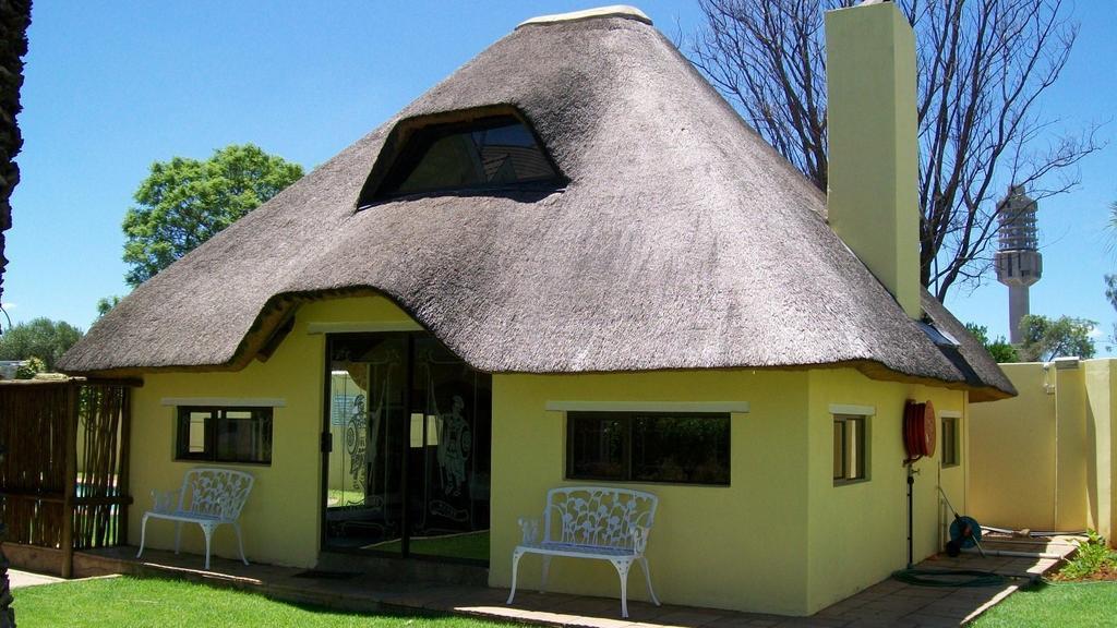Kimberley Manor Guesthouse Екстер'єр фото